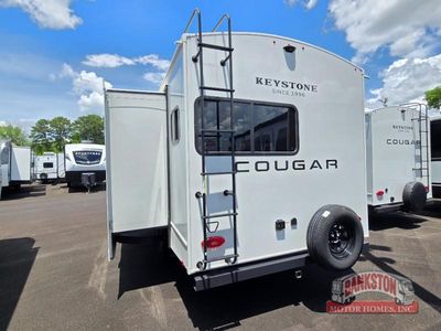 2026 Cougar Half-Ton 22MLS - Photo 5