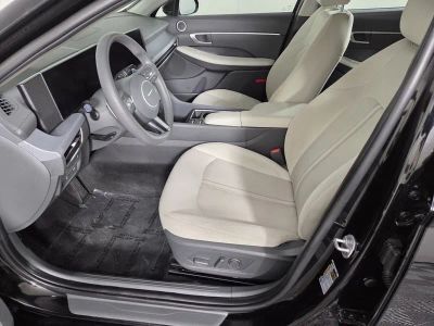 2025 Hyundai Sonata — photo 11 view