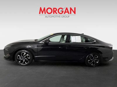 2025 Hyundai Sonata — photo 8 view