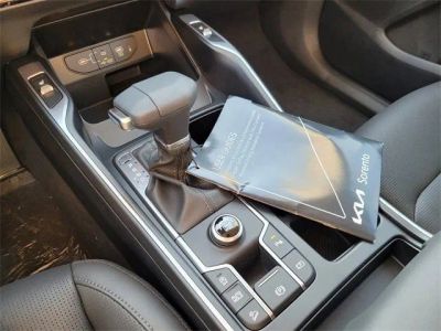 2025 Kia Sorento — photo 17 view