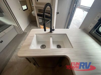 2023 Forest River RV Wildwood - Photo 24