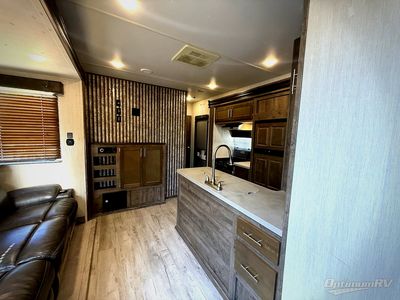 2019 Forest River Vengeance Rogue - Photo 6