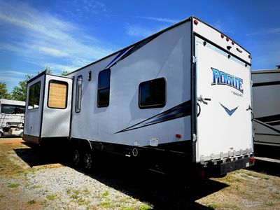2019 Forest River Vengeance Rogue - Photo 3