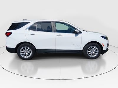 2024 Chevrolet Equinox — photo 8 view