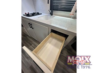 2025 Jayco Jay Flight SLX - Photo 14