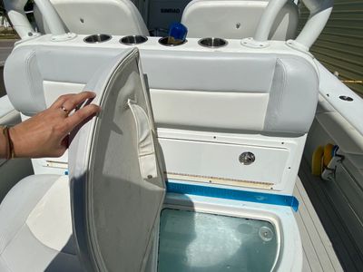 2016 Yellowfin 36 CC - Photo 16