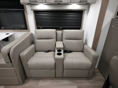 2027 Entegra ODYSSEY — photo 17 view