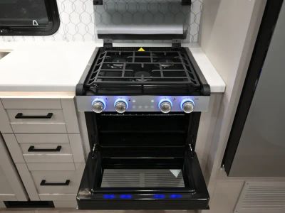 2027 Entegra ODYSSEY — photo 10 view