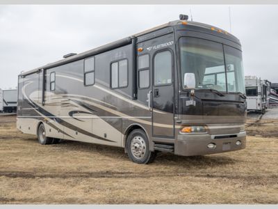 2007 Fleetwood RV Providence - Photo 1