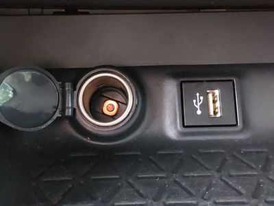 2024 Toyota RAV4 - Photo 17