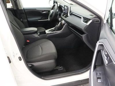 2025 Toyota RAV4 FWD - Photo 36