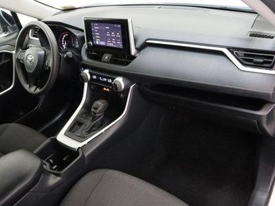 2025 Toyota RAV4 FWD - Photo 35