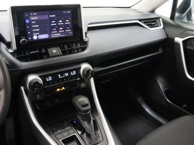 2025 Toyota RAV4 FWD - Photo 15