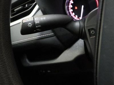 2025 Toyota RAV4 FWD - Photo 24