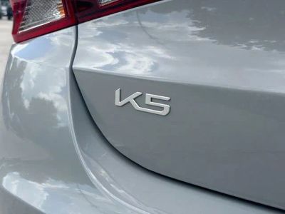 2023 Kia K5 — photo 11 view