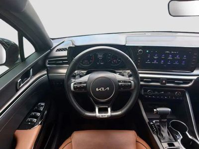 2023 Kia K5 — photo 17 view
