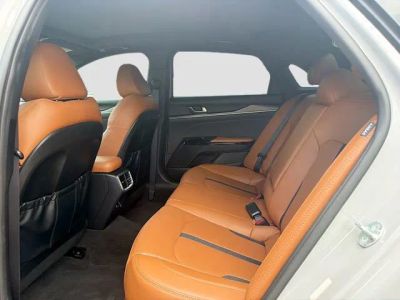 2023 Kia K5 — photo 20 view