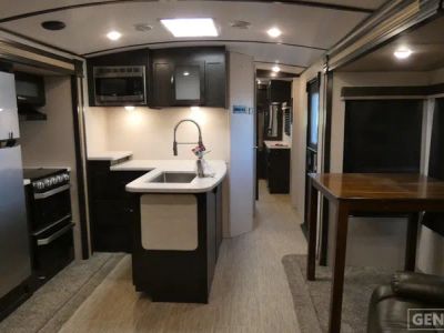 2020 Forest River Surveyor Luxury - Photo 6