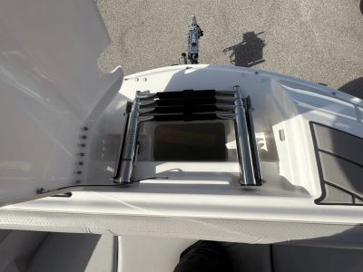2025 Sea Ray ECT 6.2L MPI DTS BR3 - Photo 1