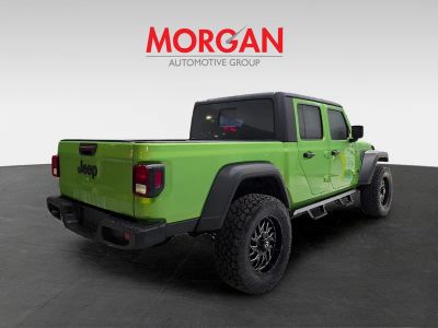 2026 Jeep Gladiator — photo 7 view