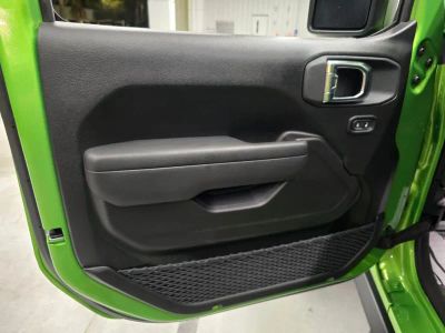 2026 Jeep Gladiator — photo 16 view