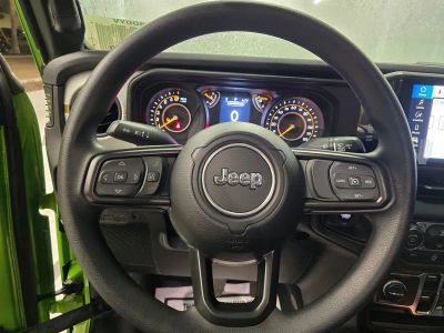 2026 Jeep Gladiator — photo 20 view