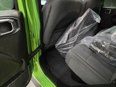 2026 Jeep Gladiator — photo 30 view