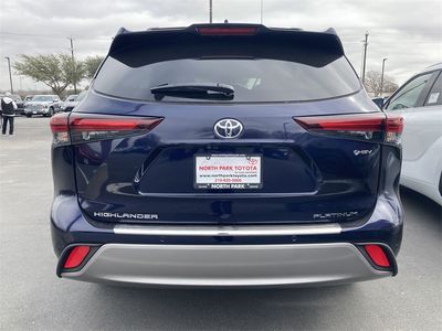 2026 Toyota Highlander Hybrid — interior view