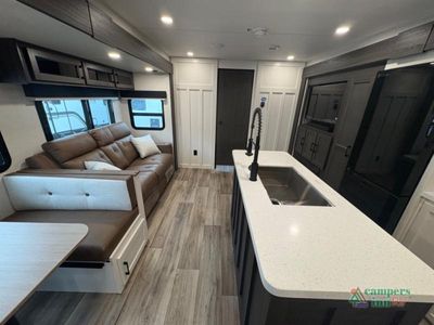 2027 Venture RV SportTrek Touring Edition - Photo 5