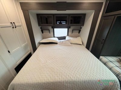 2027 Venture RV SportTrek Touring Edition - Photo 41