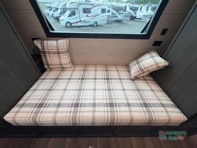 2027 Venture RV SportTrek Touring Edition - Photo 46
