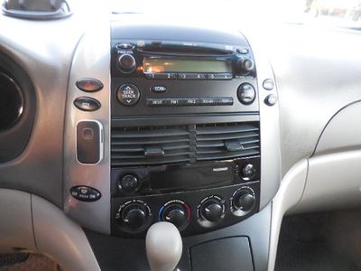 2008 Toyota Sienna - Photo 17
