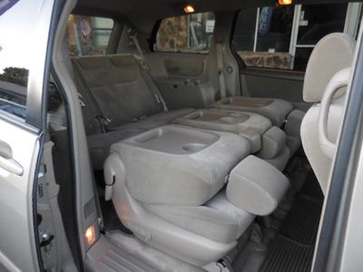 2008 Toyota Sienna - Photo 12