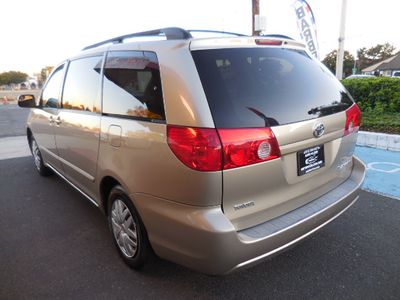 2008 Toyota Sienna - Photo 5