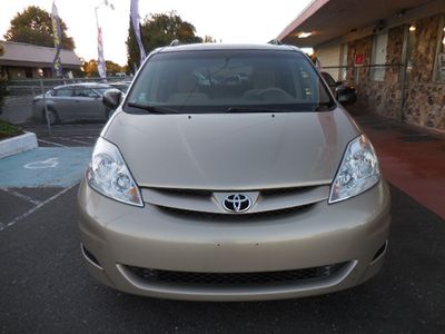2008 Toyota Sienna - Photo 8