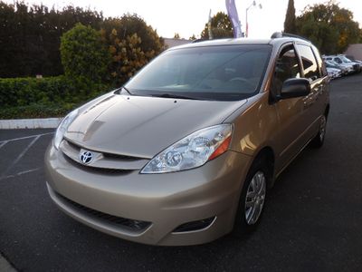 2008 Toyota Sienna - Photo 7