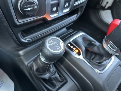 2026 Jeep Wrangler — photo 15 view