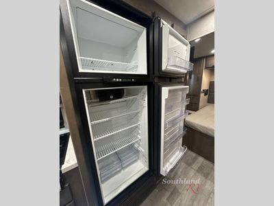 2022 Dynamax Isata 5 - Photo 15