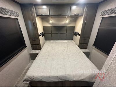 2022 Dynamax Isata 5 - Photo 16