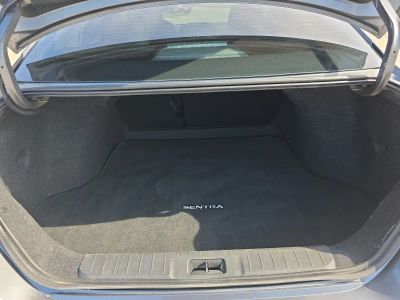 2021 Nissan Sentra — photo 17 view