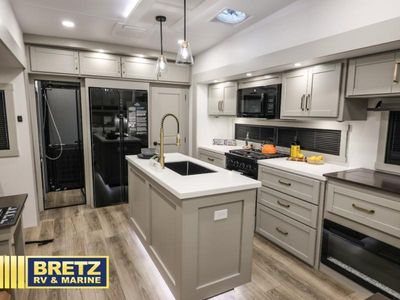 2026 Brinkley Model Z - Photo 9