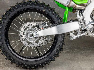 2026 Kawasaki KX450 - Photo 4