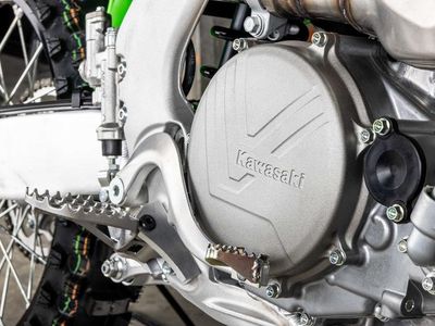 2026 Kawasaki KX450 - Photo 7