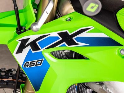 2026 Kawasaki KX450 - Photo 23