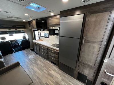 2025 Entegra QWEST SE — photo 15 view