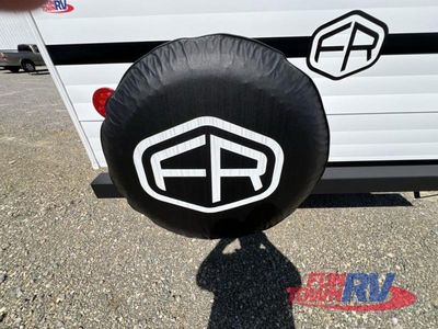 2025 Forest River RV Wildwood X-Lite - Photo 21