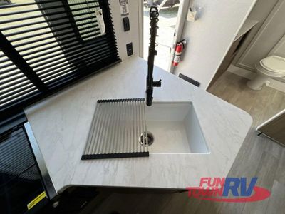 2025 Forest River RV Wildwood X-Lite - Photo 4