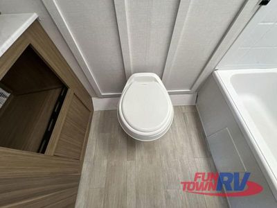 2025 Forest River RV Wildwood X-Lite - Photo 16