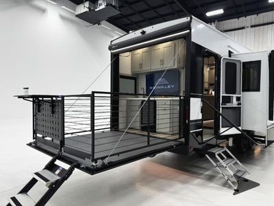 2026 Brinkley Model Z - Photo 25