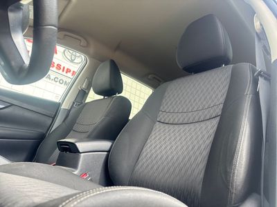 2019 Nissan Rogue - Photo 9